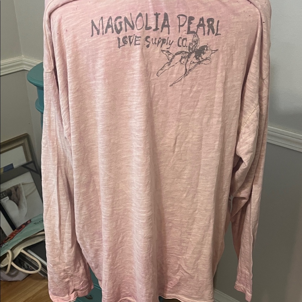 Magnolia Pearl Pink Tee with Blue Animal Print - Picture 2 of 3